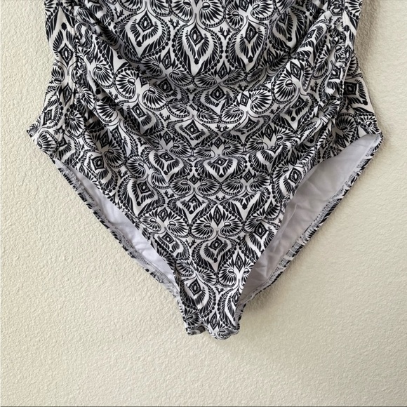 Bondeye Australia patterned black and white one piece ruched swimsuit - Picture 10 of 11